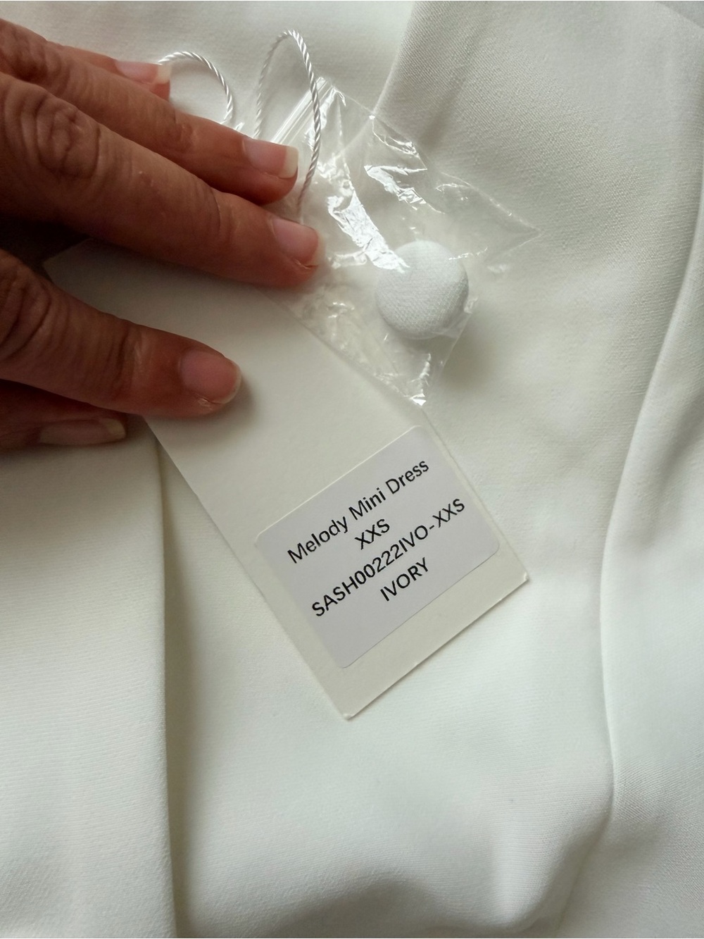 Sasha Therese Melody Sleeveless White Button-Front Mini Dress - Picture 7 of 12